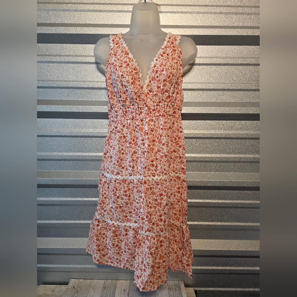Beachsissi Chic Floral Midi Dress with Lace Trim
